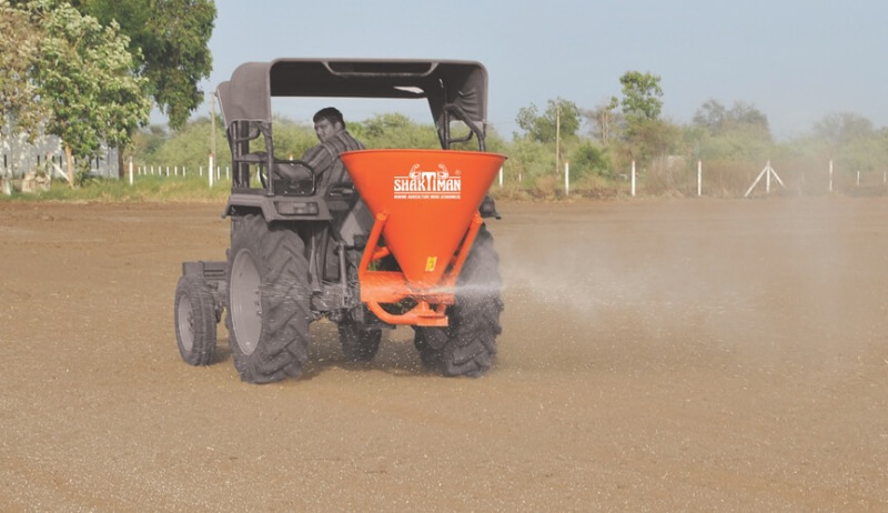 Shaktiman Fertilizer Broadcaster Shaktiman Fertilizer Broadcaster