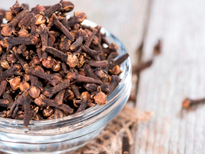 Cloves Cloves